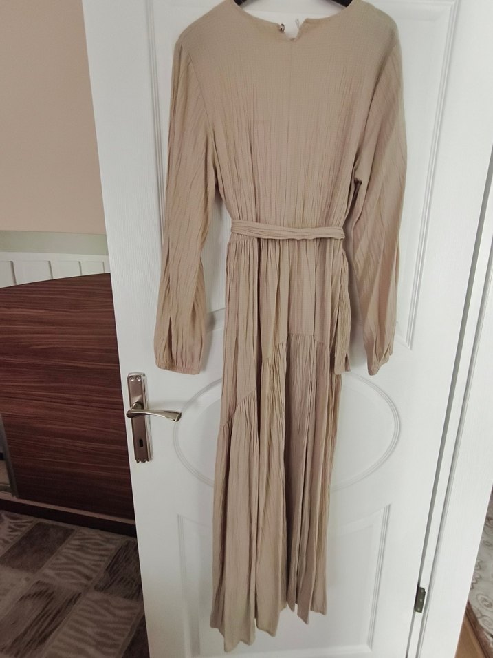 Bej Pilili Uzun Keten Elbise - Görsel 4