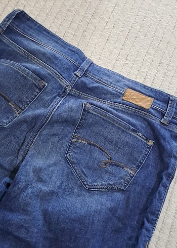 29 Beden Gevşek Kesim Midi Kadın Kot Pantolon