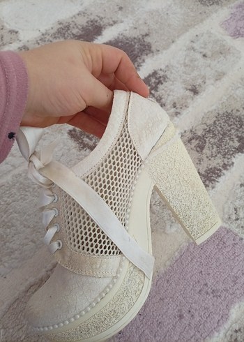 Nakışlı Beyaz Dantel Detaylı Kız Özel Ayakkabı - Görsel 4