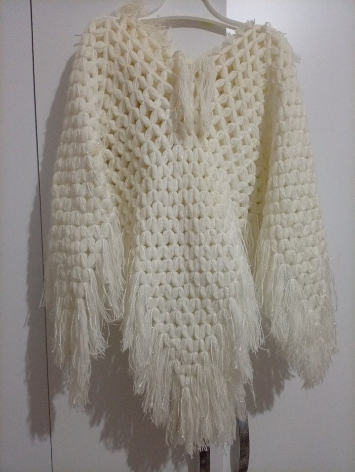 Beyaz Örgü kız çocuk Panço - Görsel 2