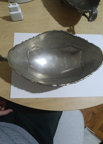 Zincir Detaylı Parlak Altın Vintage Kadın Broş - Görsel 3