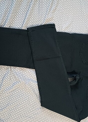 36 Beden lacivert Renk Lacoste pantolon