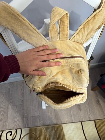 Beden açık sarı sırt çantası