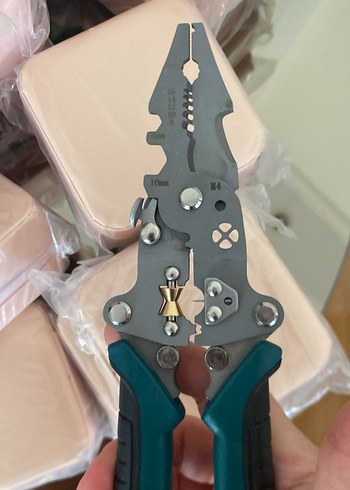 Çok Fonksiyonlu Kablo Soyucu ve Kesici - Görsel 2