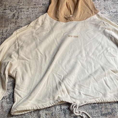 Zara Zara crop sweatshirt