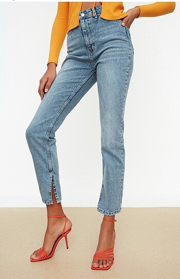 Trendyolmilla yırtmaçlı bootcut jeans