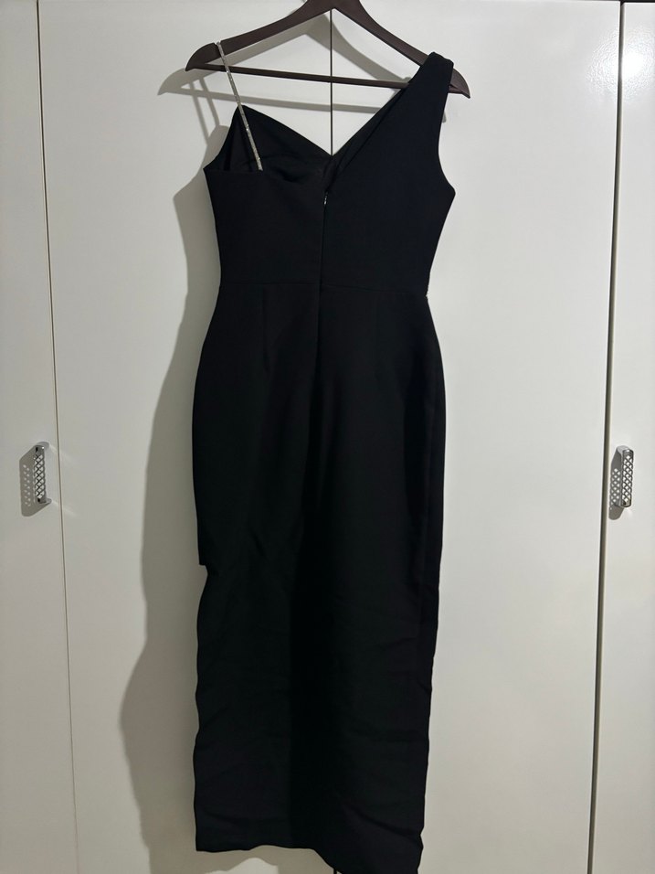 Siyah V Yaka Asimetrik Midi Elbise - Görsel 3