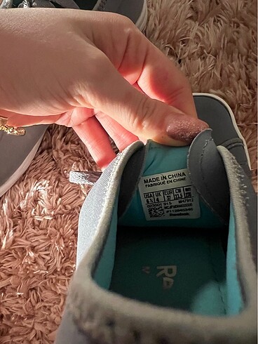 36 Beden gri Renk Reebok Spor Ayakkabı