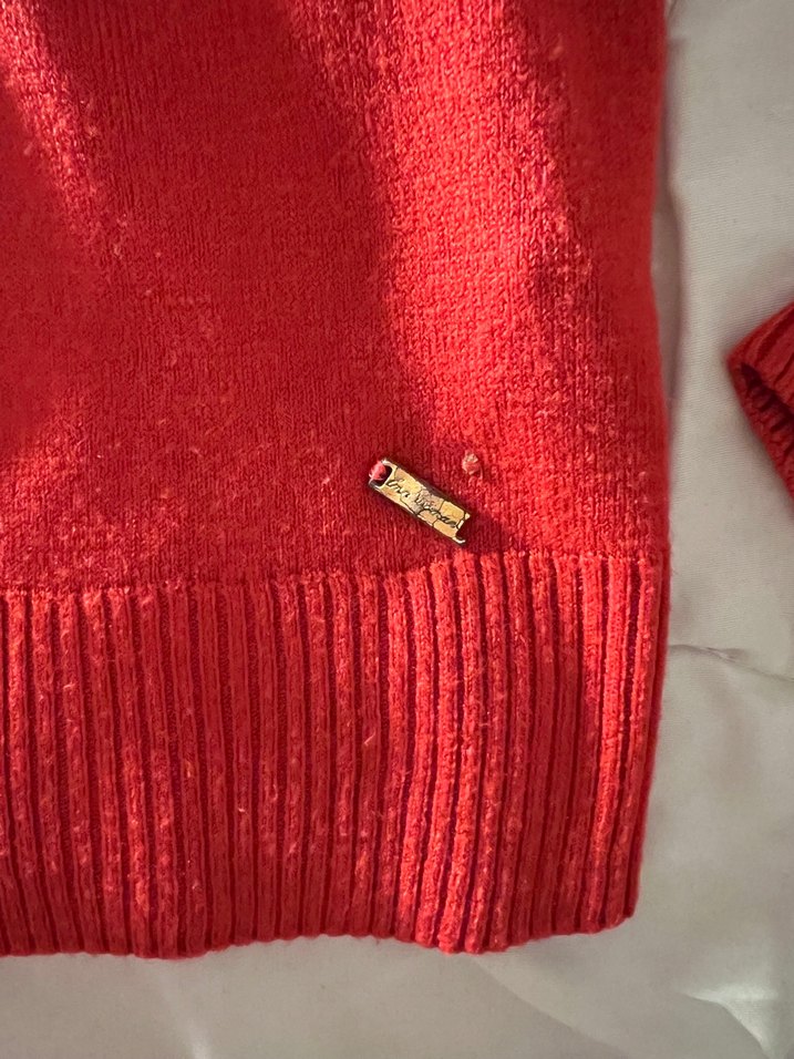 Kırmızı Altın Düğmeli Hırka - Görsel 4