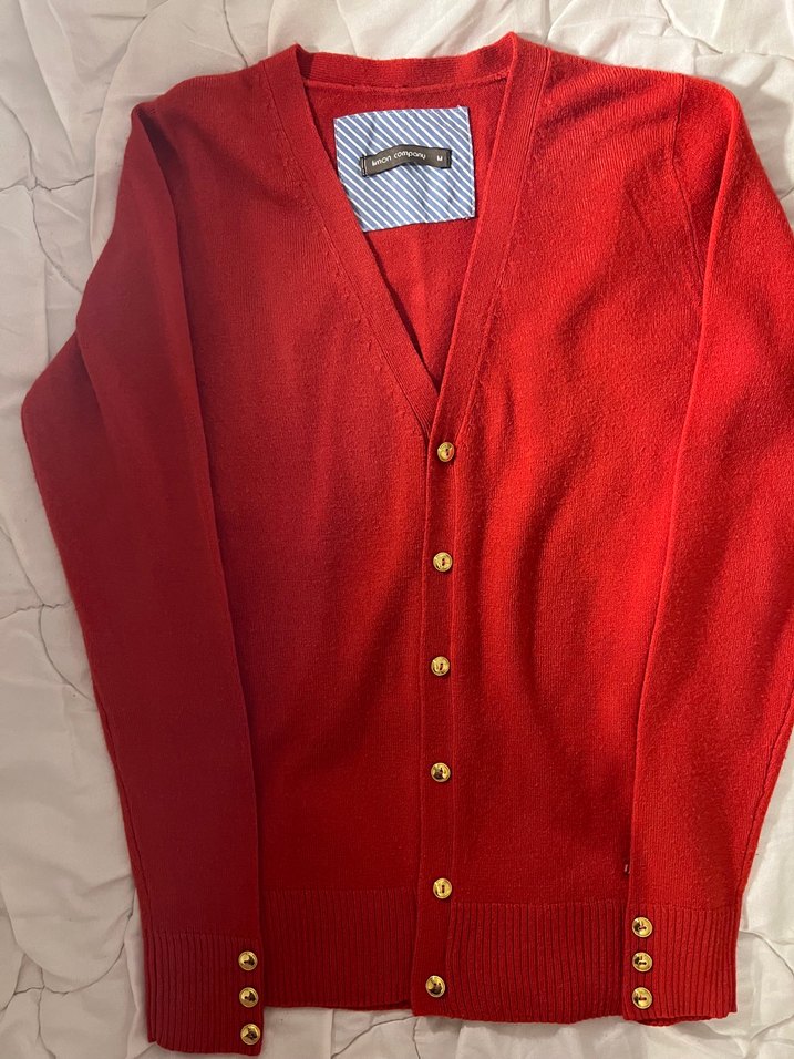 Kırmızı Altın Düğmeli Hırka - Görsel 2