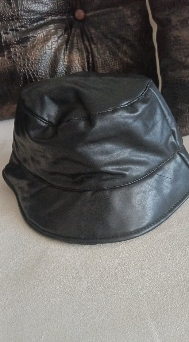 Siyah Deri Gotik Kadın Şapka - Görsel 5