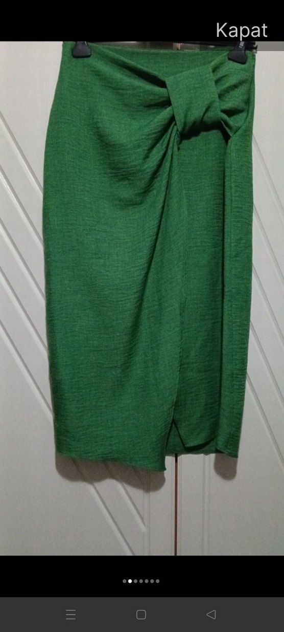 Yeşil Dökümlü Uzun Keten Etek - Görsel 2