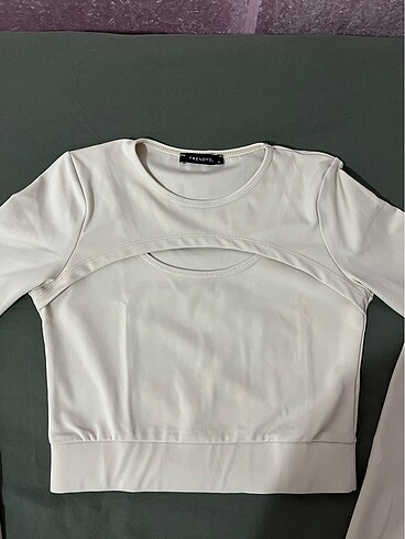 s Beden Spor Crop