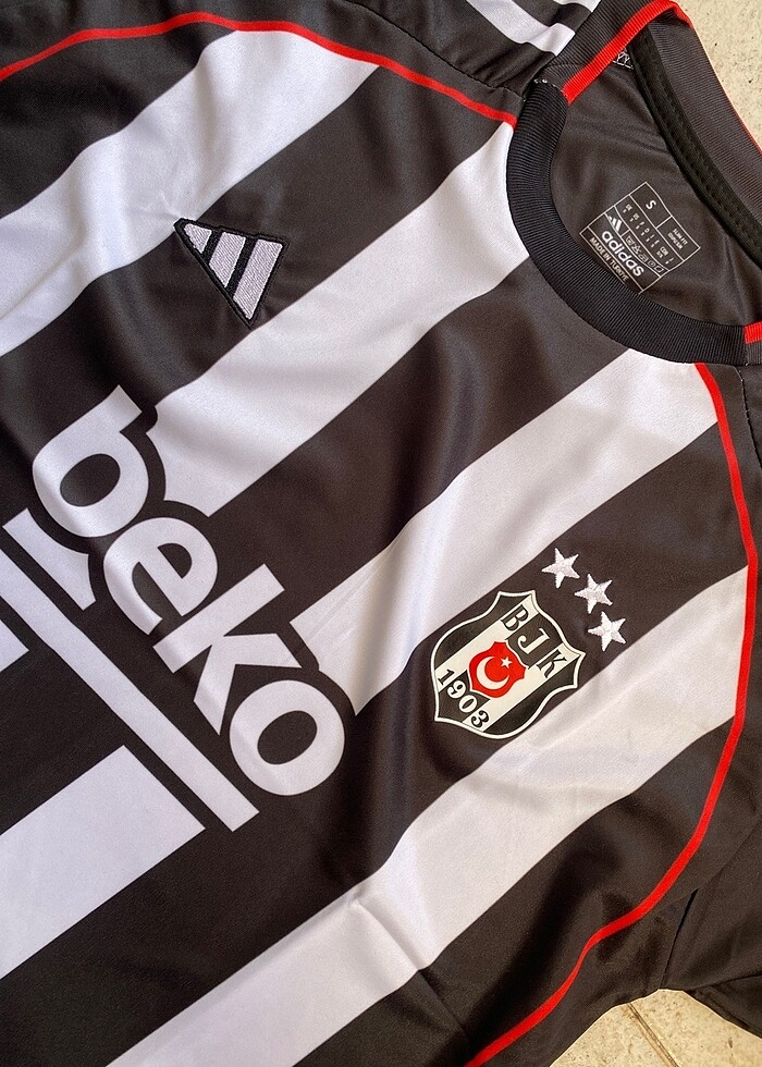Beşiktaş Yeni Sezon Forma - Görsel 2