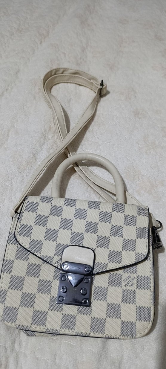 Beyaz Kareli Kadın Çanta Tokalı - Görsel 2