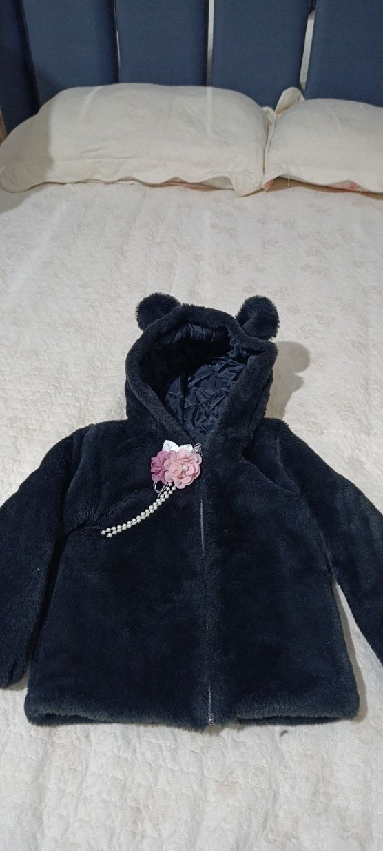 Kız Çocuk Gri Kürk Kapüşonlu Ceket - Görsel 2