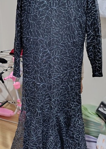 Uzun Kollu Siyah Desenli Kadın Abiye Elbise - Görsel 2