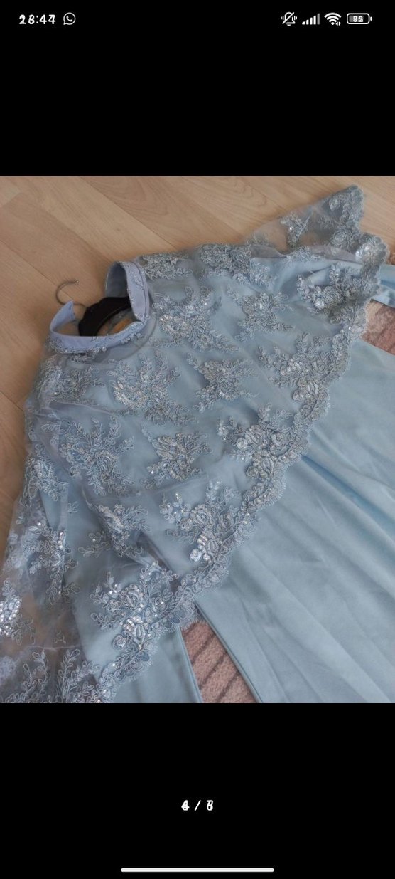 Kadın Mavi Dantel İşlemeli Uzun Kollu Uzun Abiye - Görsel 4