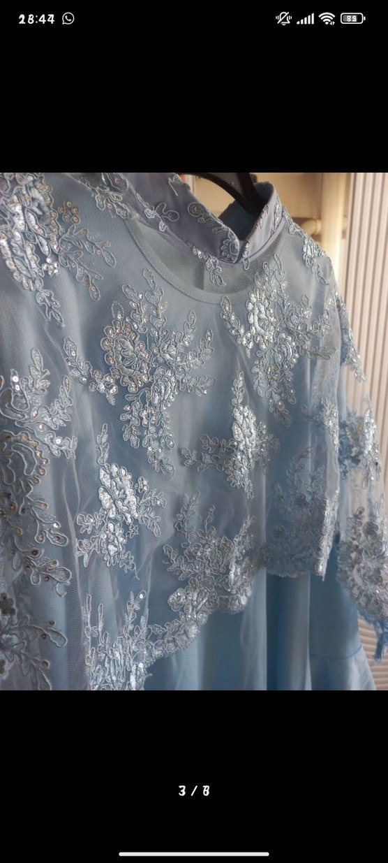 Kadın Mavi Dantel İşlemeli Uzun Kollu Uzun Abiye - Görsel 3