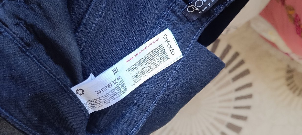 Siyah Kadın Kot Pantolon - Görsel 3