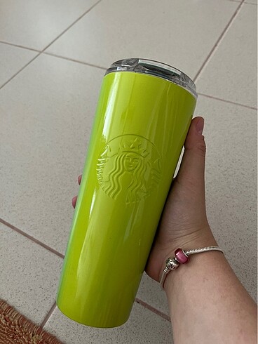 Starbucks kahve bardağı