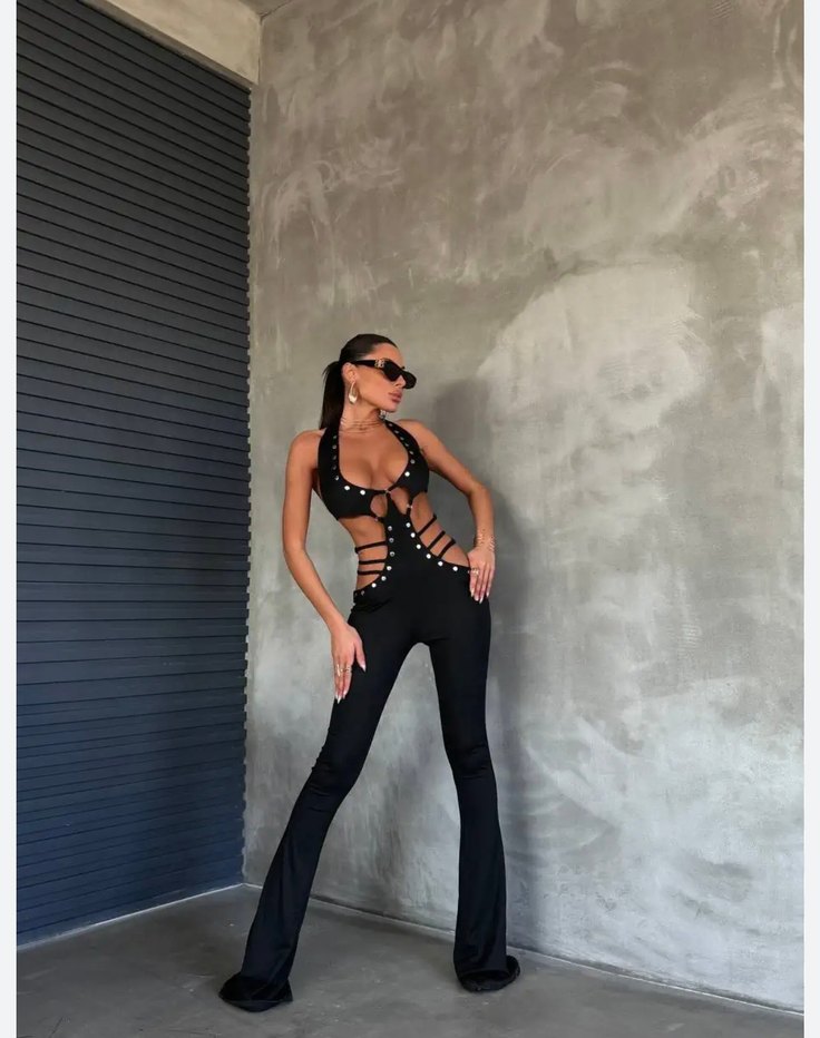 Siyah Askılı Kadın Tulum - Görsel 3