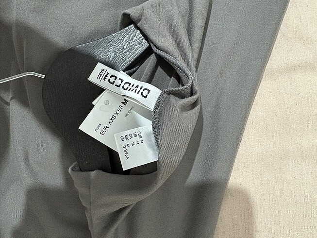 m Beden H&M elbise