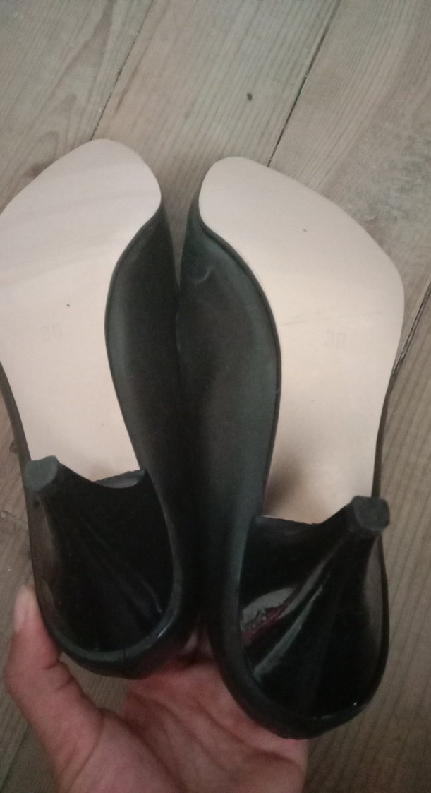 Siyah Klasik Stiletto Topuklu Kadın Ayakkabı - Görsel 4