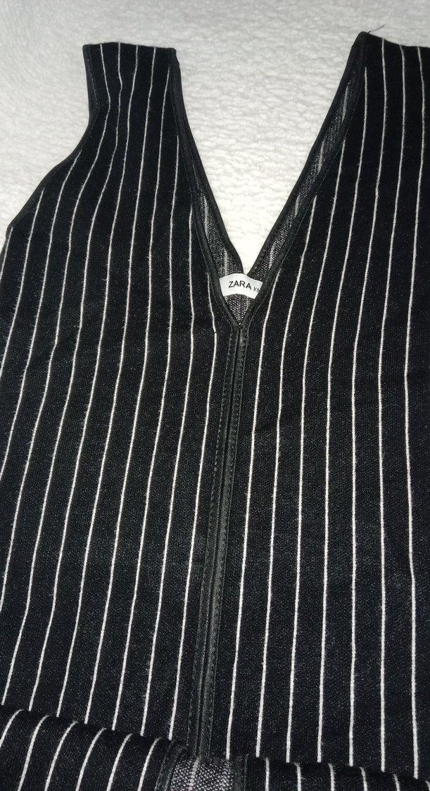 Siyah Çizgili V Yakalı Uzun Elbise - Görsel 4