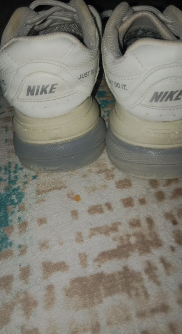 Beyaz Nike Spor Ayakkabı - Görsel 5