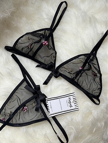 Victoria s Secret İç çamaşır takımı