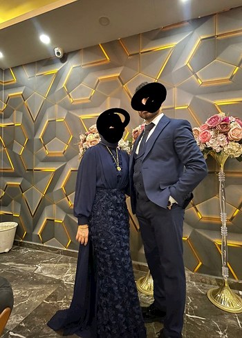 Uzun Kollu Drapeli Altın Renkli Düğün Elbisesi