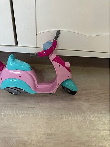 Oyuncak bebek motoru