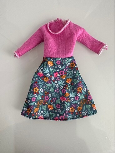Barbie bebek elbisesi