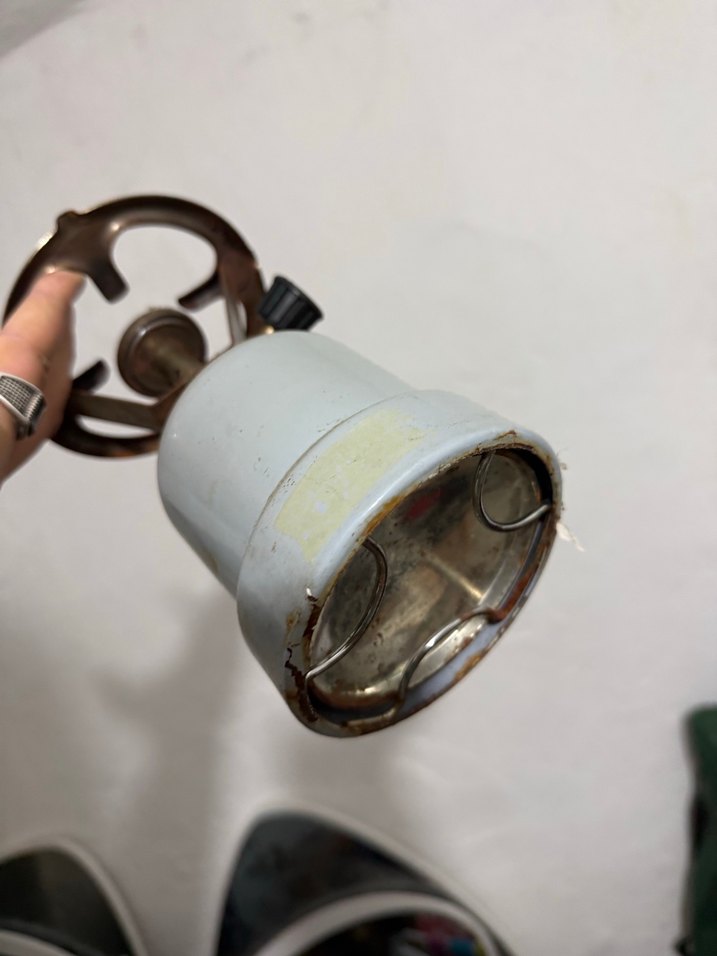 Bej ve gri taşınabilir kamp ocağı - Görsel 3