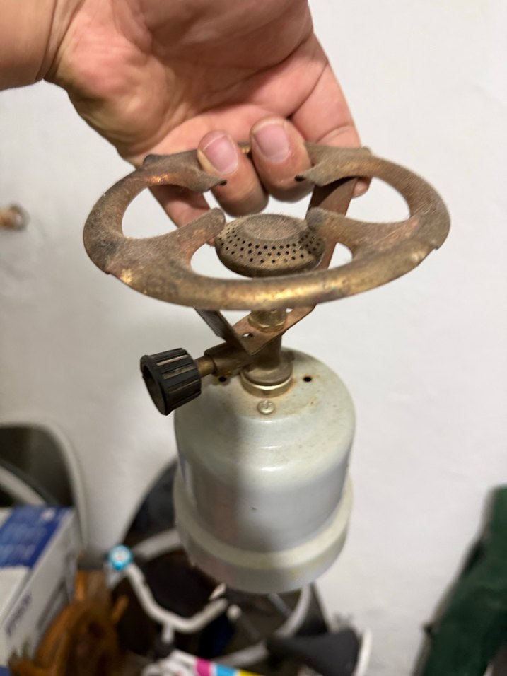 Bej ve gri taşınabilir kamp ocağı - Görsel 4