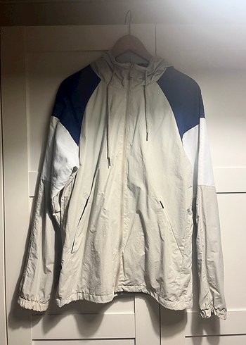 Pull and Bear Ruzgarlik Kapusonlu Spor Ceket