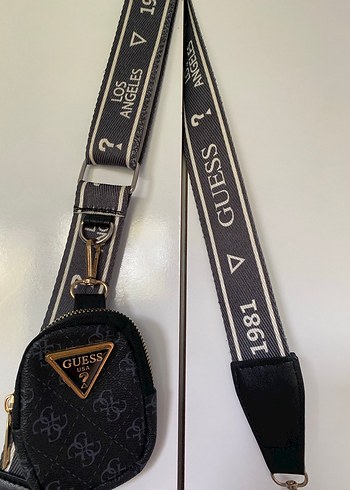 Siyah Baskılı Guess Kadın Omuz Çantası - Görsel 3