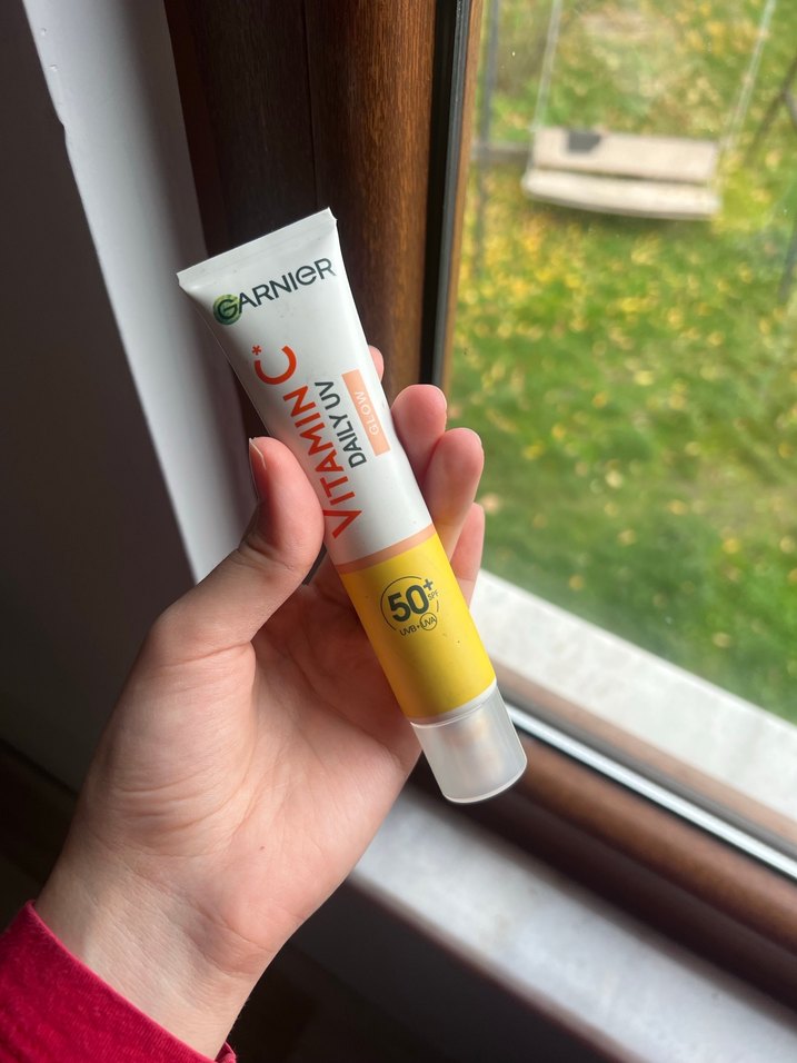 Garnier C Vitamini Parlak Güneş Koruyucu Yüz Kremi SPF50+ - Görsel 2
