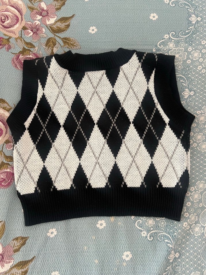 Siyah Desenli V Yaka Kadın Triko Süveter - Görsel 2