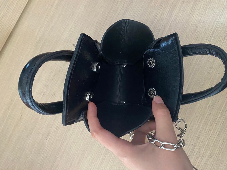 Küçük zincir askılı kol cantası - Görsel 2