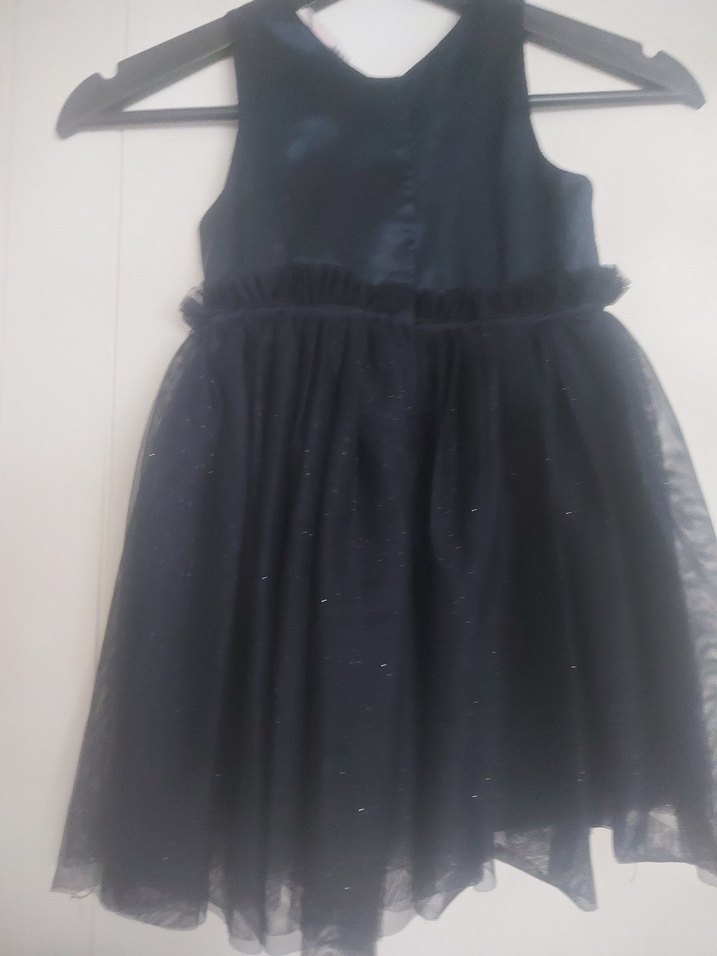 Kız Çocuk Siyah Fırfırlı Kolsuz Elbise - Görsel 4