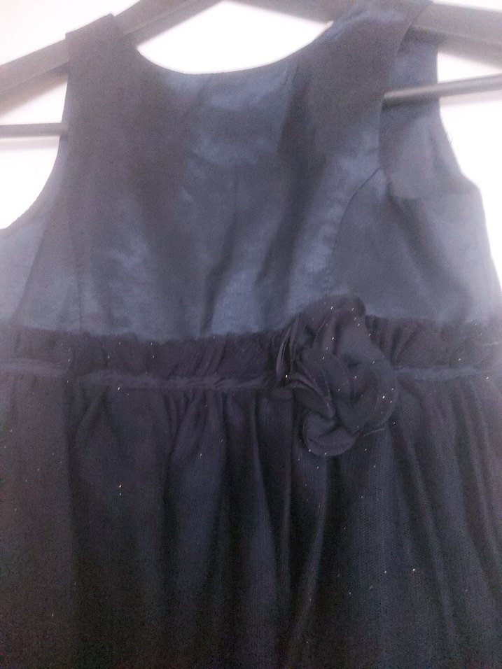 Kız Çocuk Siyah Fırfırlı Kolsuz Elbise - Görsel 2