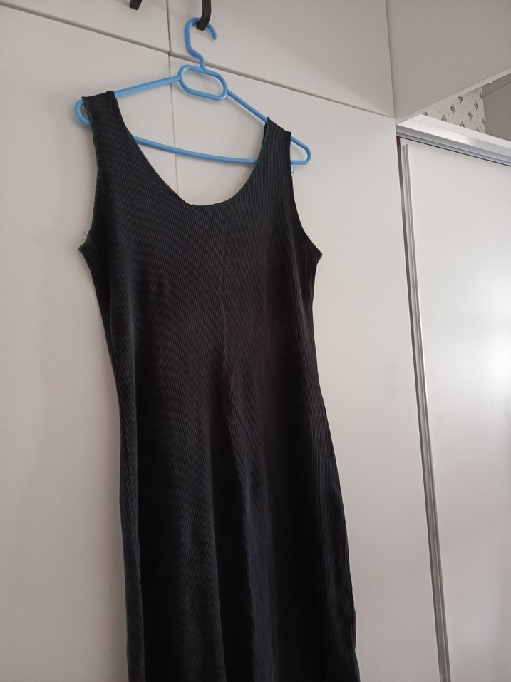 Siyah Kolsuz Midi Keten Elbise - Görsel 2