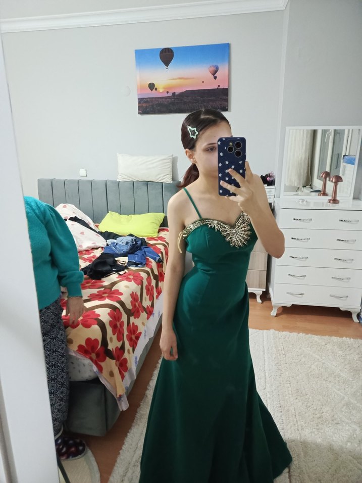 Yeşil Parlak Straplez Abiye Elbise - Görsel 2