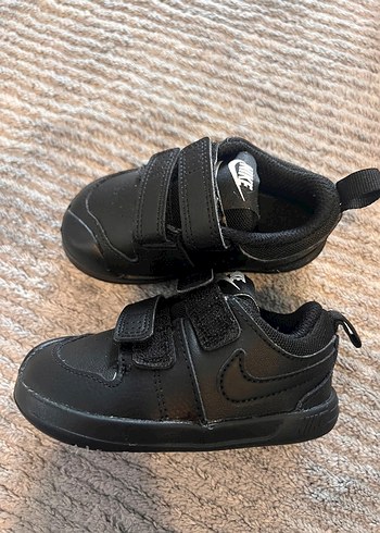 Nike Erkek Çocuk Siyah Sneakers Velcro