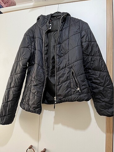Siyah bershka mont