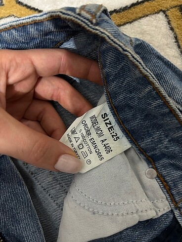xs Beden Yırtık jean pantolon