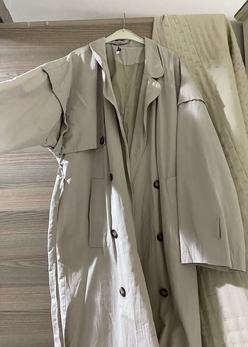 Uzun Keten Trençkot Düğmeli Yakalı - Görsel 2