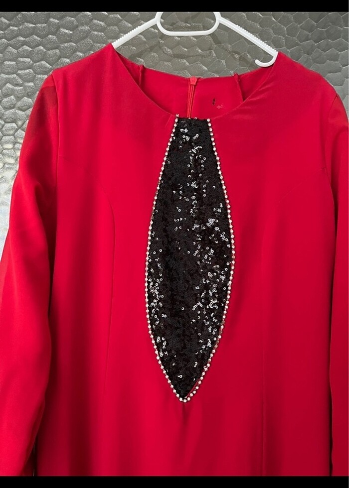 Kırmızı balık abiye - Görsel 2